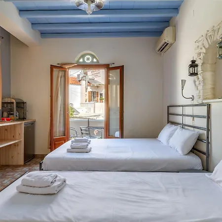 Pensionat En Tino 4 Tínos